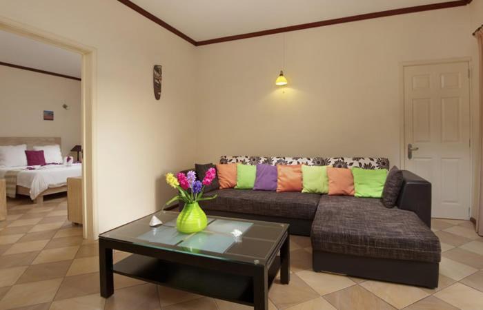 Talamba Blue Bed & Breakfast บลู เบย์ ภายนอก รูปภาพ